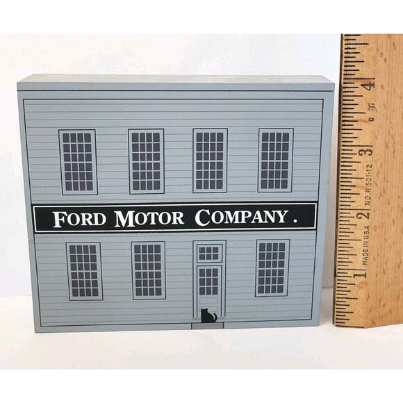 Vintage Cat's Meow Ford Motor Company First Factory Mack Avenue Shelf Sitter '02 - Picture 4 of 4